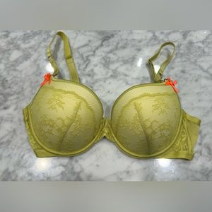 VS Padded Demi 34D